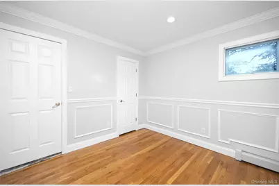 36 Red Spring Lane, Glen Cove, NY 11542 - Photo 17