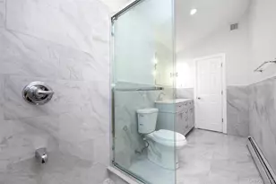 36 Red Spring Ln, Glen Cove, NY 11542 - Photo 15