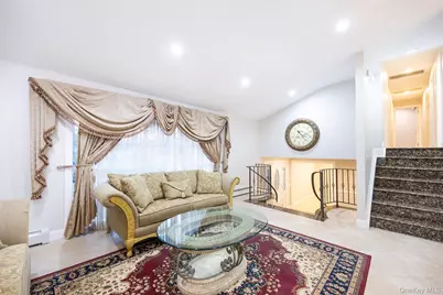 36 Red Spring Lane, Glen Cove, NY 11542 - Photo 3