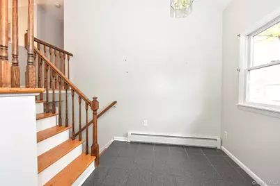 33 S Hillcrest Road, Suffern, NY 10901 - Photo 3