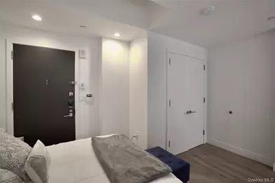 2416 Queens Plaza S #2D, Long Island City, NY 11101 - Photo 11