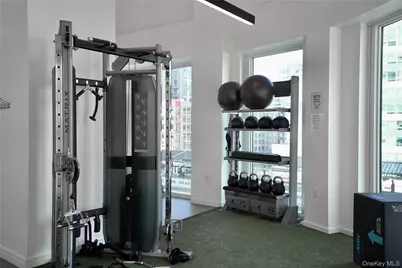 2416 Queens Plaza S #2D, Long Island City, NY 11101 - Photo 17