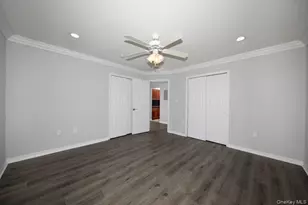 349 Lake Pointe Ct, Middle Island, NY 11953 - Photo 9