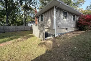 50 Newcomb Trail, Ridge, NY 11961 - Photo 23