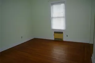 87-20 96th St, Woodhaven, NY 11421 - Photo 9