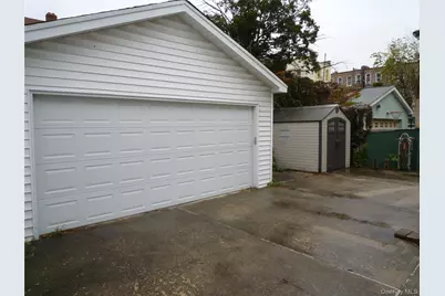 8720 96th Street, Woodhaven, NY 11421 - Photo 15