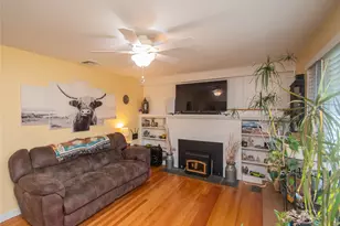 144 Hooker St, Kingston, NY 12401 - Photo 3