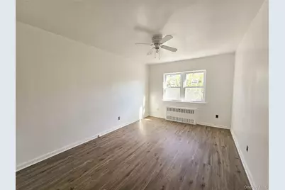 9119 108th Street, Richmond Hill, NY 11418 - Photo 7