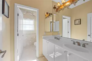 169 Hamlet Dr, Mount Sinai, NY 11766 - Photo 21