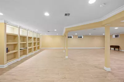 169 Hamlet Drive, Mount Sinai, NY 11766 - Photo 25