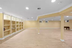 169 Hamlet Dr, Mount Sinai, NY 11766 - Photo 25