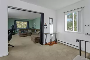 17 Cromwell Pl, Mohegan Lake, NY 10547 - Photo 7