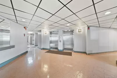 135 Post Avenue #6O, Westbury, NY 11590 - Photo 19