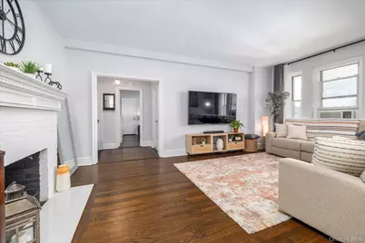 8 Barstow Road #4J, Great Neck, NY 11021 - Photo 7