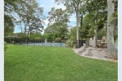 8 Stalker Lane, Setauket, NY 11733 - Photo 23