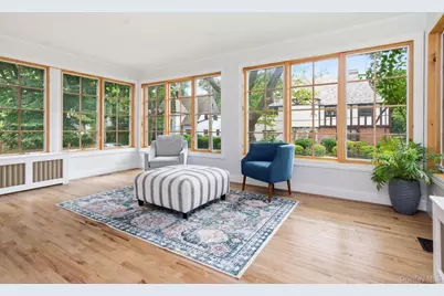 260 E Devonia Avenue, Mount Vernon, NY 10552 - Photo 9