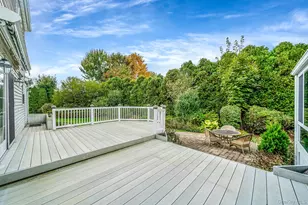 36 Vanderbilt Ave, Saint James, NY 11780 - Photo 35