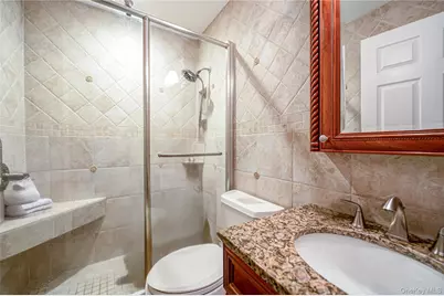 18 Beekman Place, Islandia, NY 11749 - Photo 9