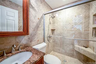 18 Beekman Pl, Islandia, NY 11749 - Photo 11