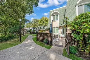 862 Birchwood Rd, Medford, NY 11763 - Photo 3