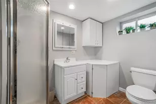 55 Maple Dr, New Hyde Park, NY 11040 - Photo 25