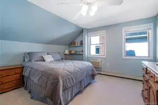 55 Maple Dr, New Hyde Park, NY 11040 - Photo 19