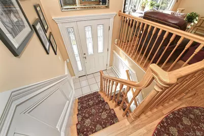 7 Cardiff Court, Huntington Station, NY 11746 - Photo 19