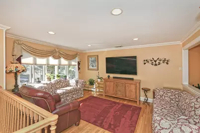 7 Cardiff Court, Huntington Station, NY 11746 - Photo 5