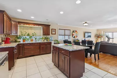 1749 Ann Road, Merrick, NY 11566 - Photo 9