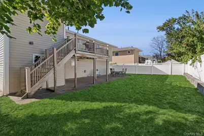 1749 Ann Road, Merrick, NY 11566 - Photo 19