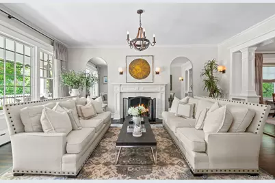 76 Sea Cliff Avenue, Sea Cliff, NY 11579 - Photo 11