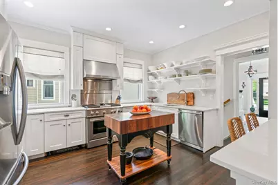 76 Sea Cliff Avenue, Sea Cliff, NY 11579 - Photo 25