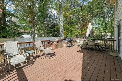 8 Liberty Circle, New City, NY 10956 - Photo 33