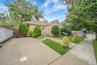 155 Bathgate St, New York, NY 10312 - Photo 1