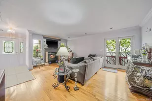 155 Bathgate St, New York, NY 10312 - Photo 11