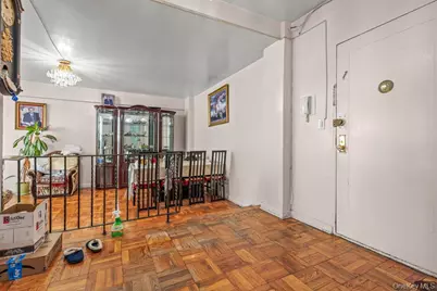 98-41 64th Road #4E, Rego Park, NY 11374 - Photo 5