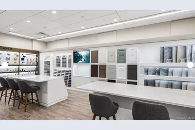 16 Sequoia Circle, Manhasset, NY 11030 - Photo 3