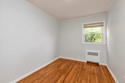 2072 Brighton Way, Merrick, NY 11566 - Photo 13