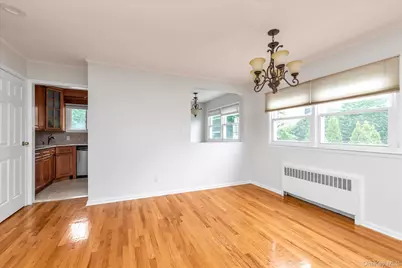 2072 Brighton Way, Merrick, NY 11566 - Photo 7