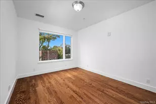 422 E Boston Post Rd, Mamaroneck, NY 10543 - Photo 15