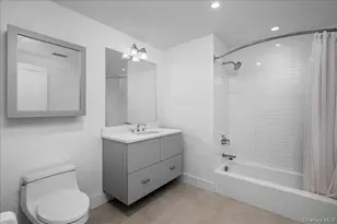 422 E Boston Post Rd, Mamaroneck, NY 10543 - Photo 17