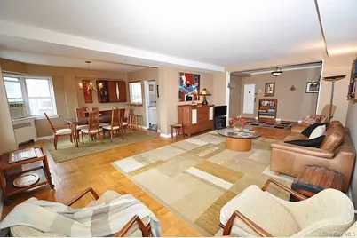 235 Garth Road #C5B, Scarsdale, NY 10583 - Photo 3