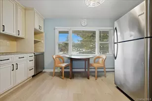 44 Shotgun Ln, Levittown, NY 11756 - Photo 5