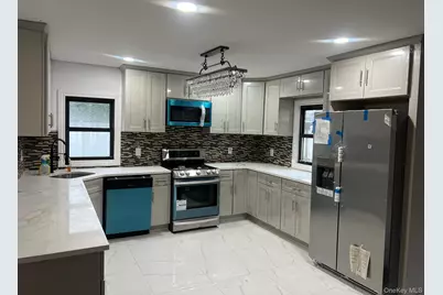 66 Warner Avenue, Hempstead, NY 11550 - Photo 13