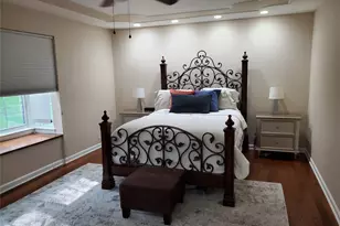 91 Duck Pond Dr, Manhasset, NY 11030 - Photo 9