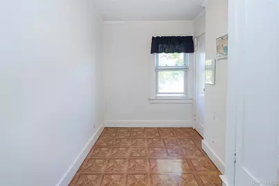 437 Ray Street, Freeport, NY 11520 - Photo 21