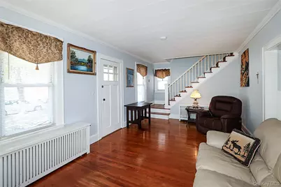 437 Ray Street, Freeport, NY 11520 - Photo 5