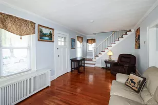 437 Ray St, Freeport, NY 11520 - Photo 5