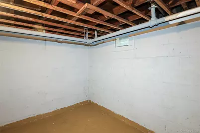 437 Ray Street, Freeport, NY 11520 - Photo 27