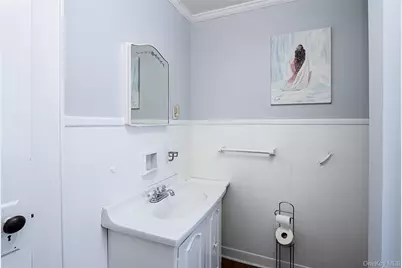 437 Ray Street, Freeport, NY 11520 - Photo 25